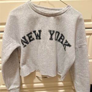 Abound Gray New York Cropped Sweatshirt